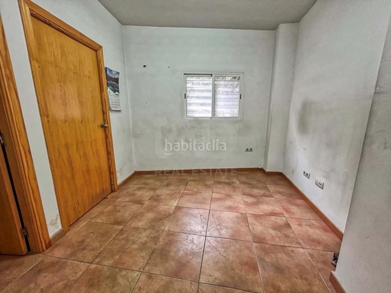 Foto c51db7a8-2f67-4a30-82d1-0e0863e2a8b1. Alquiler local comercial en vía ronda de ciruela 10 10 en Ciudad Real