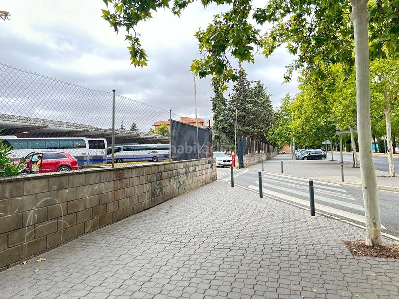 Foto 48c56ac7-1f27-4bfc-ba71-8ff07caa89b2. Location local commercial dans vía ronda de ciruela 10 10 dans Ciudad Real