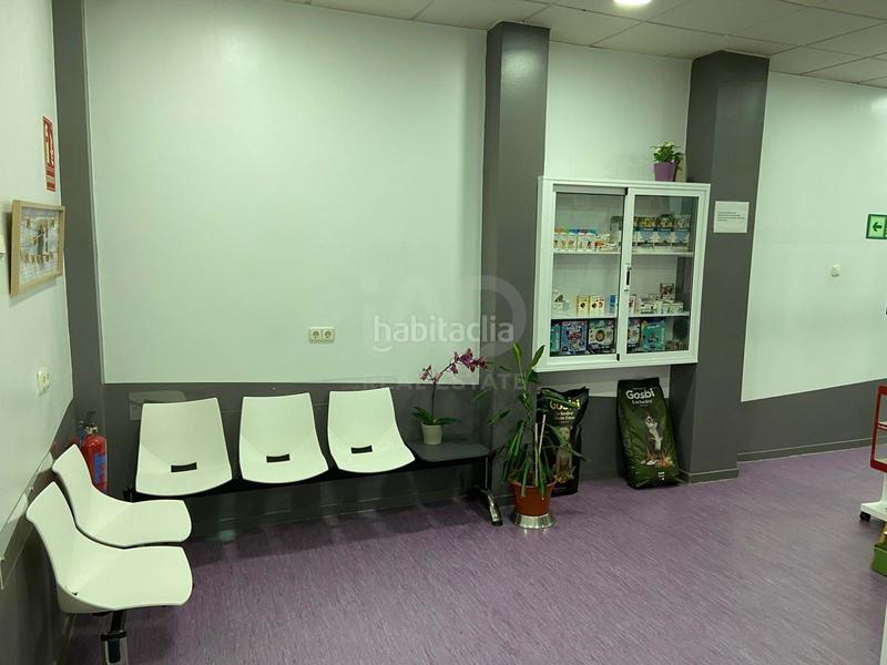 Foto e448c024-04bf-47f8-a440-bea8db2abb3a. Alquiler local comercial en Lepe