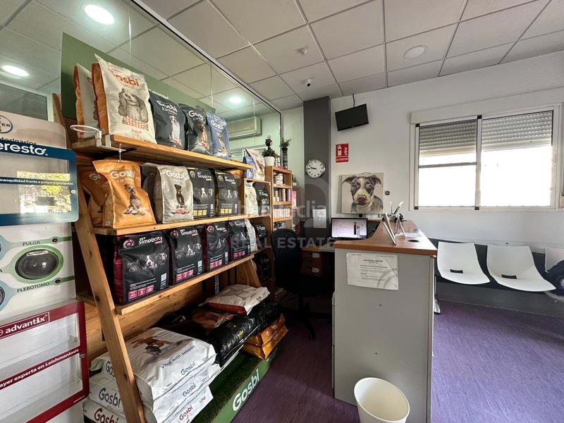 Foto 13d94670-d11d-4d7a-8065-fff2f12b2ed1. Lloguer local comercial a Lepe