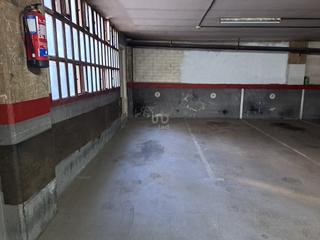 Parking coche en Paseo maragall 322 322