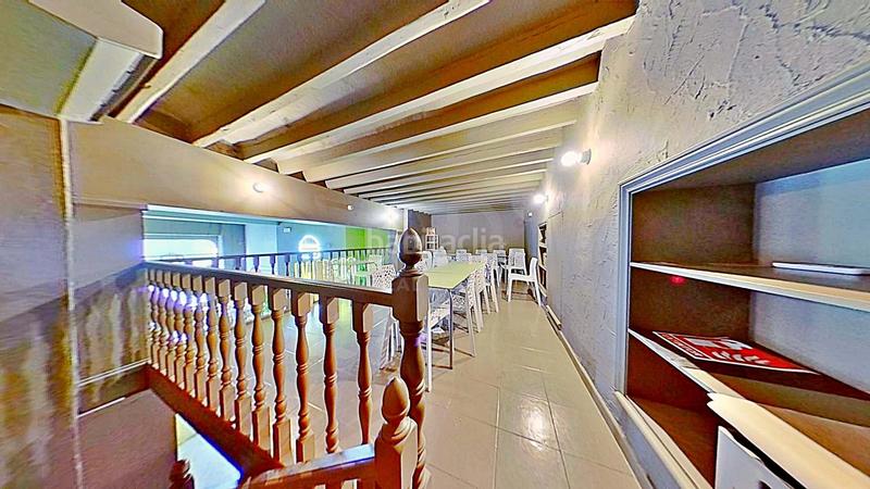 Foto 2f9da5d2-25e4-4351-835d-f22b04d8209b. Traspaso local comercial en calle bazan 46 46 en Barrio del Centro Alicante