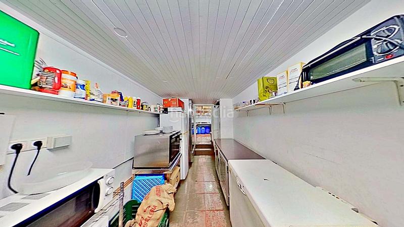 Foto f33ee6c9-50e2-4e8f-9a7f-4b5e5d036af9. Traspaso local comercial en calle bazan 46 46 en Barrio del Centro Alicante