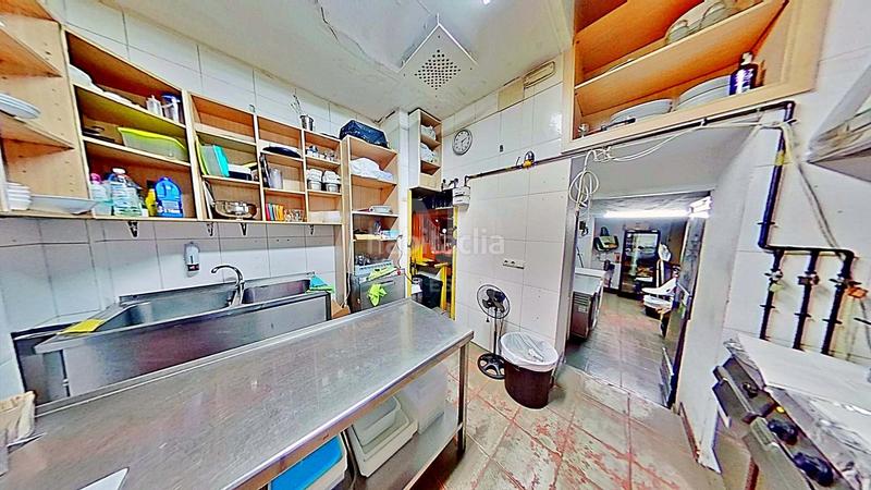 Foto 294dc1dd-7677-4068-bae9-c88f19d26c9e. Pas-de-porte local commercial dans calle bazan 46 46 dans Alicante