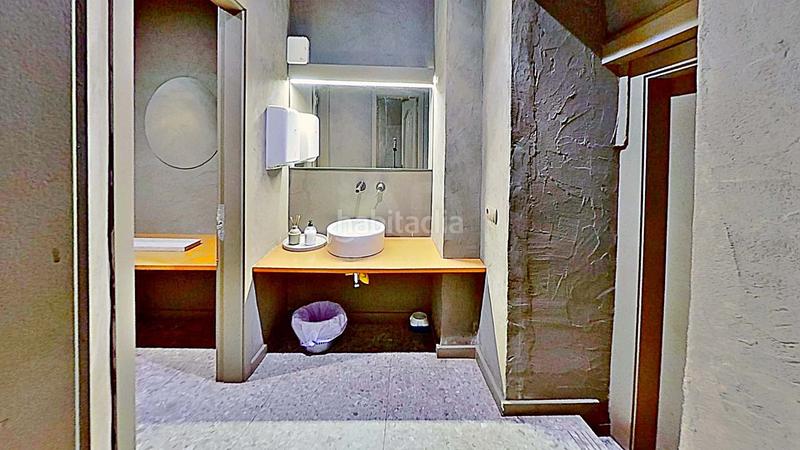 Foto 4f863156-b137-476c-a72a-6676c81ef277. Pas-de-porte local commercial dans calle bazan 46 46 dans Alicante