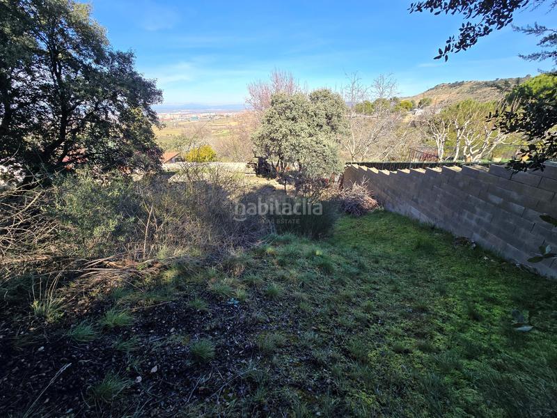 Foto 4261d9e8-94cf-460c-b9df-7b4e0961f574. Terreny residencial a calle calle olmos 27 27 a El Clavín-Valdeluz Guadalajara