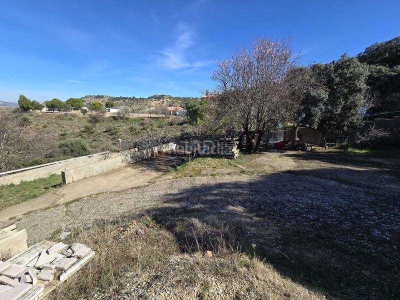 Foto 6a3aaa47-fe0b-48cf-9c63-abc5ec82bfcb. Terreny residencial a calle calle olmos 27 27 a El Clavín-Valdeluz Guadalajara