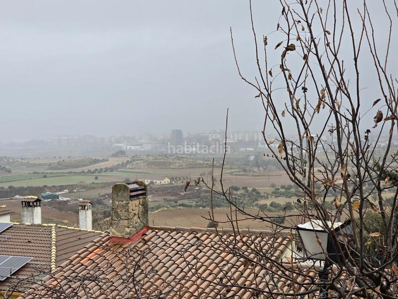 Foto b10c8ebd-0e6d-4594-bdc8-4d107b52f3ba. Terreny residencial a calle calle olmos 27 27 a El Clavín-Valdeluz Guadalajara