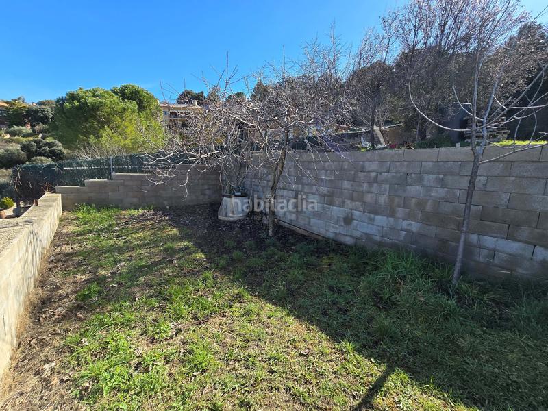 Foto dfa8f53b-1829-43f3-a478-eb16f67e27d9. Terreny residencial a calle calle olmos 27 27 a El Clavín-Valdeluz Guadalajara