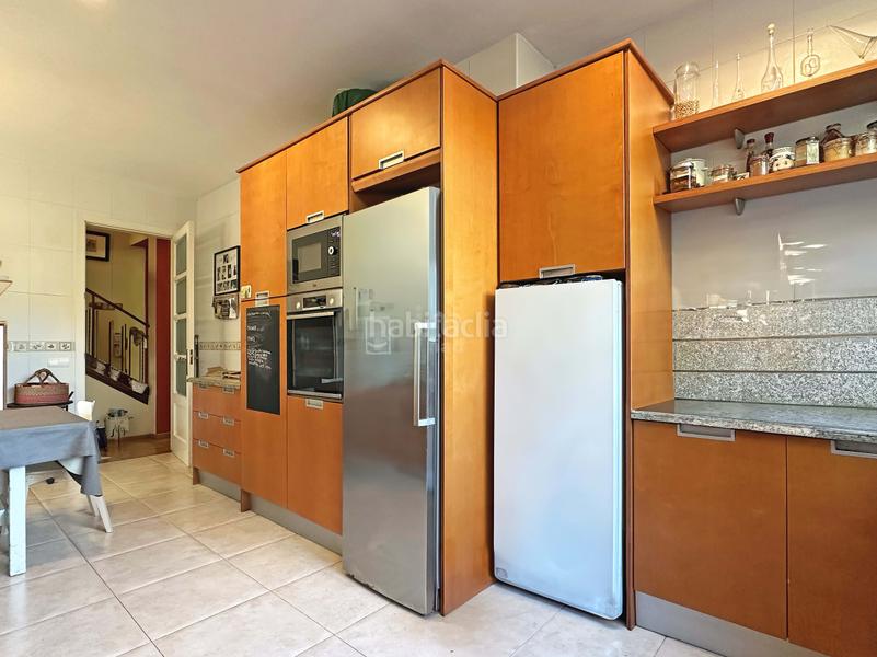 Foto e7639fef-fb08-443c-891f-b324d0036e51. Casa amb aparcament a Vallcarca - Penitents Barcelona