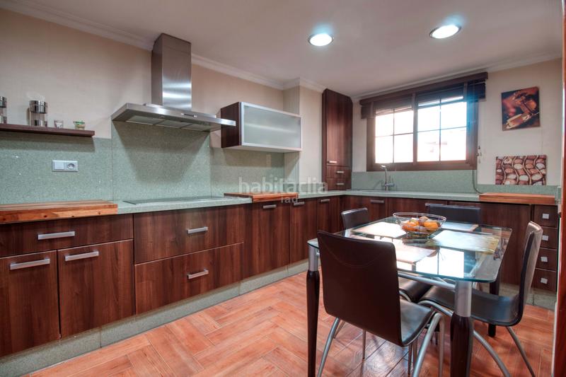 Foto 23853b55-98d4-4be9-80d1-71d34fa87618. Duplex con parcheggio in Plaza Castelar - Mercado Central Elda