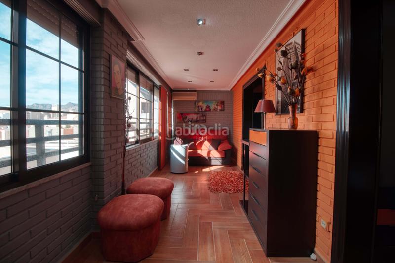 Foto abeb2180-0232-454a-8d6c-543dee70f73e. Duplex con parcheggio in Plaza Castelar - Mercado Central Elda