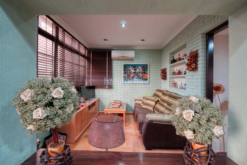 Foto d77f971d-bd28-4ffb-ba97-5917e7725409. Duplex con parcheggio in Plaza Castelar - Mercado Central Elda