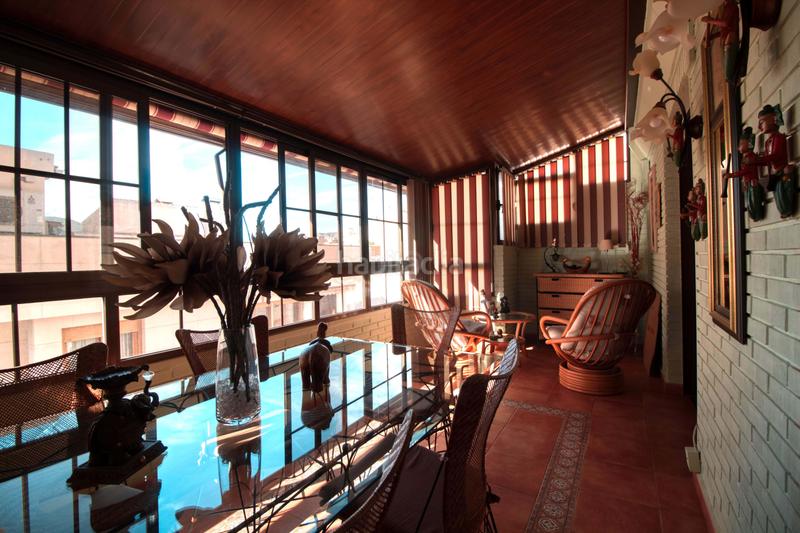 Foto d544ce34-dd6a-4ee7-a631-737dc58da360. Zweistöckige wohnung mit parking in Plaza Castelar - Mercado Central Elda