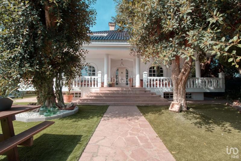 Foto dff864f4-75db-4cb1-b17f-9672dbeea383. Casa in Zona Carrefour - Urbanizaciones Torrevieja