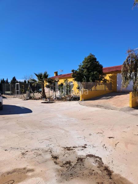 Foto dcd28476-da11-4fc2-ab52-d18974f372b4. Casa in Bejar Lorca