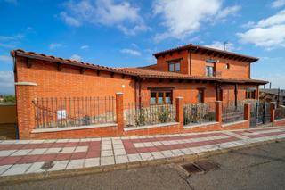 Casa in Calle cuesta ferral 60 60