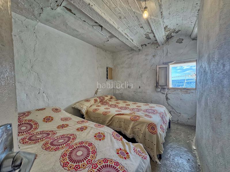 Foto bd071a4b-3edf-422b-ae67-d6e556f0301a. Casa en calle los caños 1 1 en Gúdar
