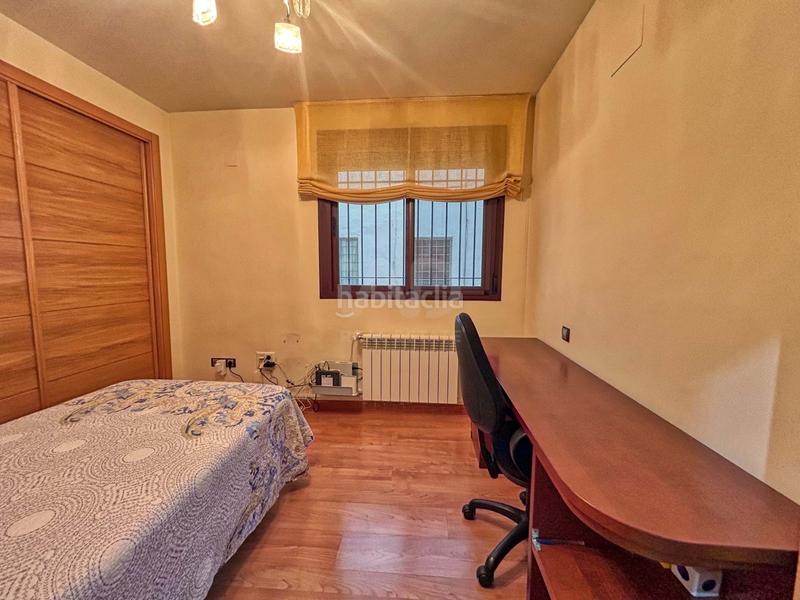 Foto bc3ef56c-f9f0-4b84-84d3-de842f3d96ef. Piso en calle alarco 7 7 en Ciudad Jardín Ciudad Real