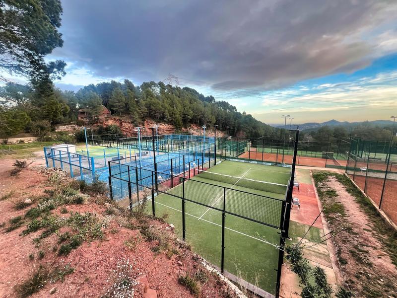 Foto 3ff3728d-5190-454c-91e1-2e773b98bd62. Local comercial a avenida can montmany 90 90 a Corbera de Llobregat