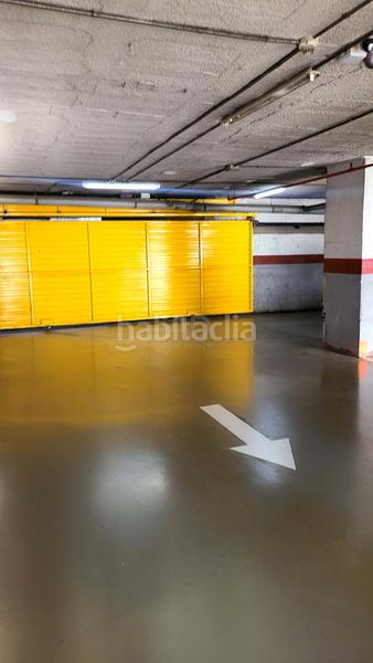Foto f9600611-a553-4f78-8a1f-1261a1ff326d. Autoparkplatz in calle travessera de les corts 272 272 in Barcelona
