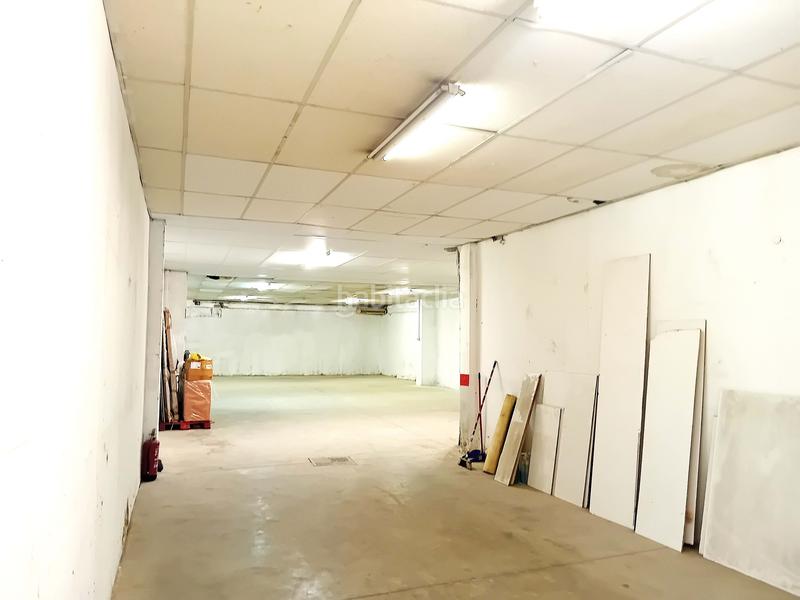 Foto 715b9f2b-9868-4a88-9b8c-f83e353f0d86. Local comercial a Can Palet Terrassa