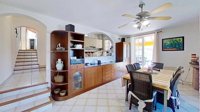 Foto c1598f9c-6c04-4729-8af9-743a92cbbd56. Casa con riscaldamento parcheggio piscina in Bisbal del Penedès (La)