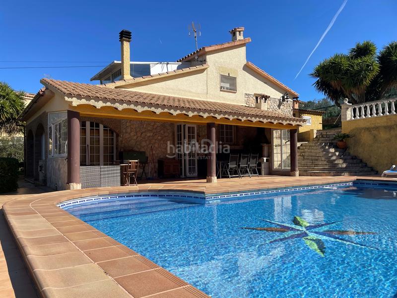 Foto e9b6d55a-6f7a-4796-b273-c899ae1c1eb0. Casa con riscaldamento parcheggio piscina in Bisbal del Penedès (La)