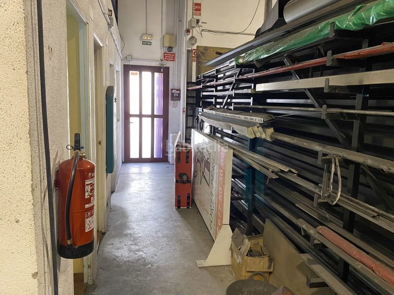 Foto 5ff476a0-5f8b-4567-82c3-571df4e00ff6. Local comercial a Valls