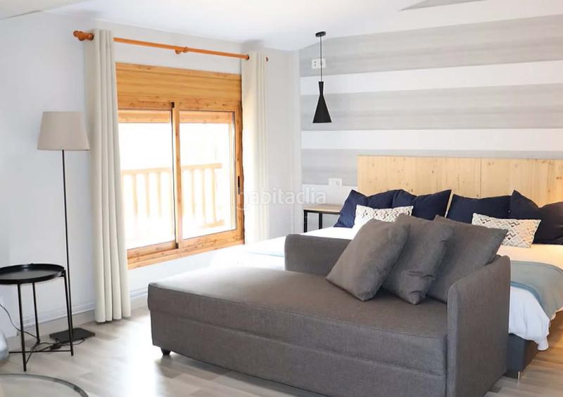 Foto 2cc89bbf-b976-43d9-9917-12f2e2234fac. Edifici a Molina (La)