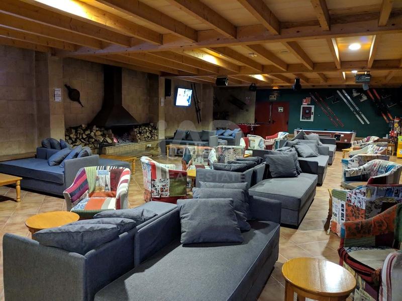 Foto 9822fe41-ff5d-4f8e-9328-b758e83e6ad7. Edifici a Molina (La)