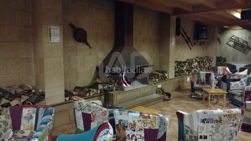 Foto a5895f33-77e0-4a10-bab5-a9cb133e44bf. Edifici a Molina (La)