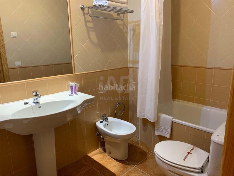 Foto ab2f8898-97fe-4c88-8704-6dca54ba90c3. Edifici a Molina (La)