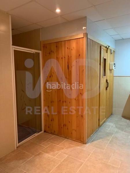 Foto db7a9365-b22d-4b33-8481-409040e4b6eb. Edifici a Molina (La)