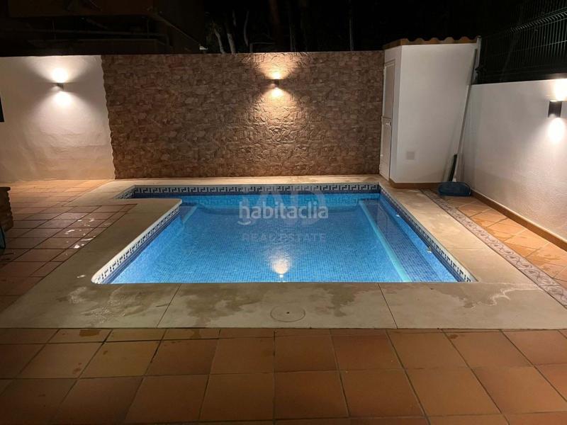 Foto 8aef8e68-15b6-4013-b338-ac8fecfe0d98. Casa con riscaldamento parcheggio piscina in Islantilla golf Islantilla