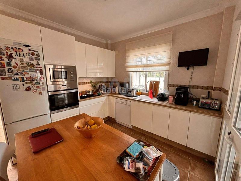 Foto e69e0587-75b9-424b-8a5a-8cf3fb09cb7c. Haus mit heizung parking pool in Islantilla golf Islantilla