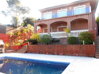 House in Calle venus 11 11