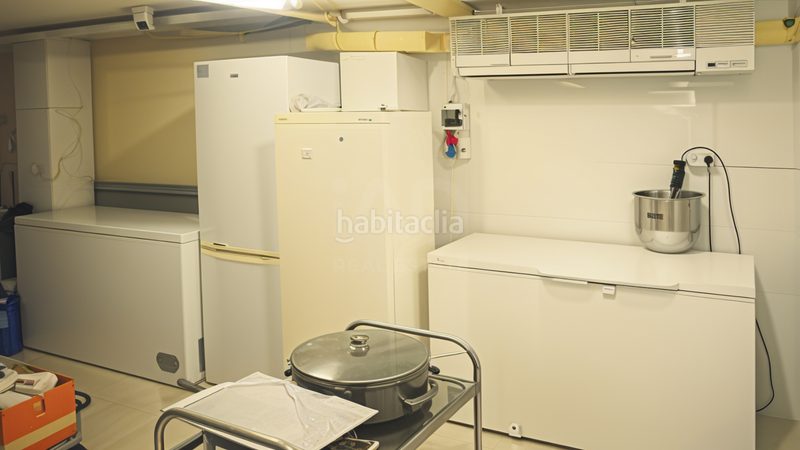 Foto 1a4444ed-270e-4740-bd0f-c6f9186215bc. Local comercial a Centre Vendrell (El)