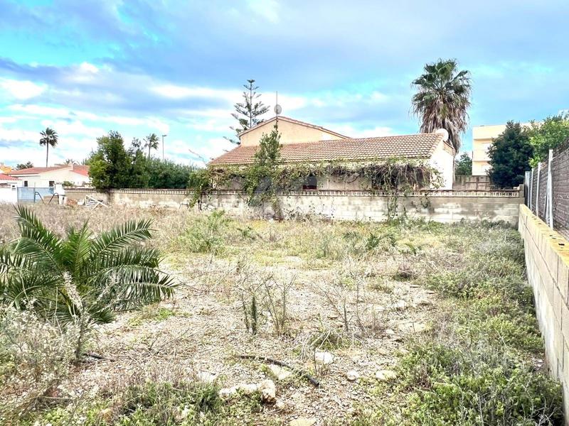 Foto d7a47745-f10d-4078-967c-d5512efb052e. Residential plot in calle bequessina 14 14 in Eucaliptus - Poble Nou del Delta Amposta