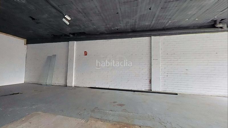 Foto c487cc67-e936-4e7f-8062-1d3099304db3. Local comercial en Valls