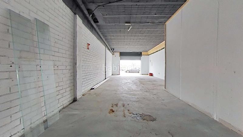 Foto f77d6384-1dd3-4fd2-a598-d426873b572d. Local comercial en Valls