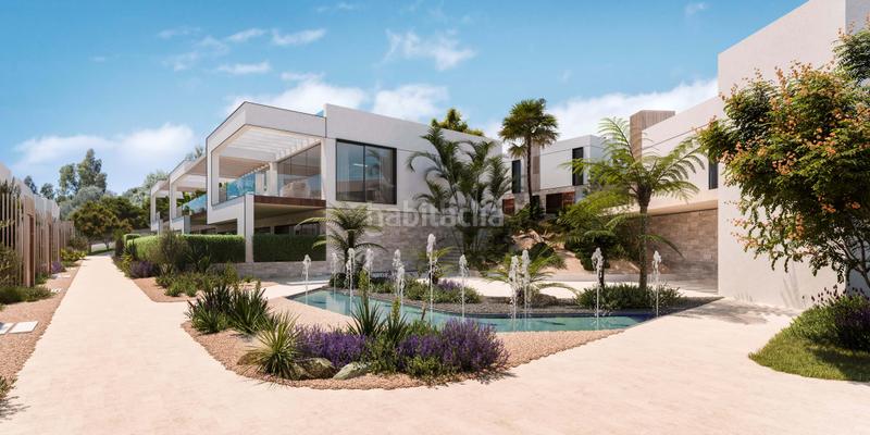 Foto cf24b815-7b6a-4c3f-b6cd-b6db6ef24c2e. House with pool in El Faro de Calaburra - Chaparral Mijas