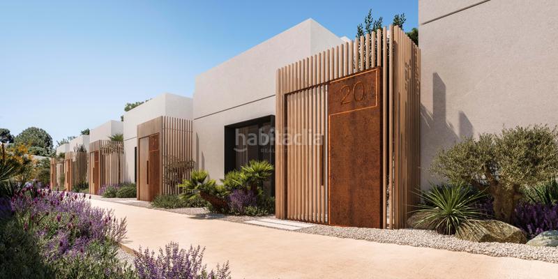 Foto d8041e1f-3a69-4942-a687-7713d862109d. House with pool in El Faro de Calaburra - Chaparral Mijas