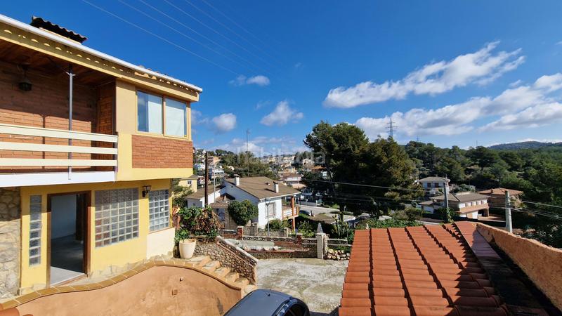 Foto 560d8eb4-2df7-4b2f-b031-c9a9173b8c22. Casa amb piscina a costa Cunit - els jardins - els rosers Cunit