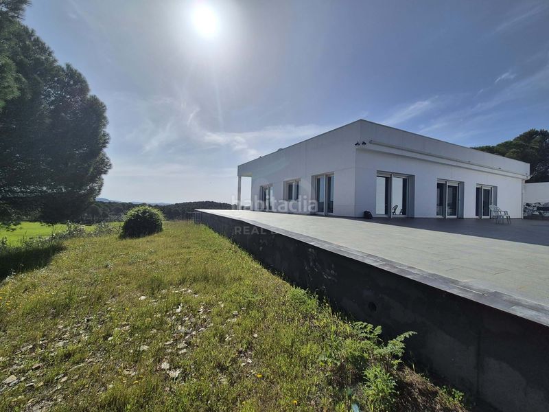 Foto 05577ab4-3599-4760-af76-8343808bd04e. Casa amb calefacció aparcament piscina a Alburquerque