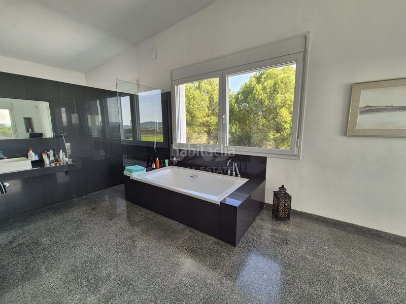 Foto f372b7c7-12b9-478c-b454-8a25051995ce. Casa amb calefacció aparcament piscina a Alburquerque