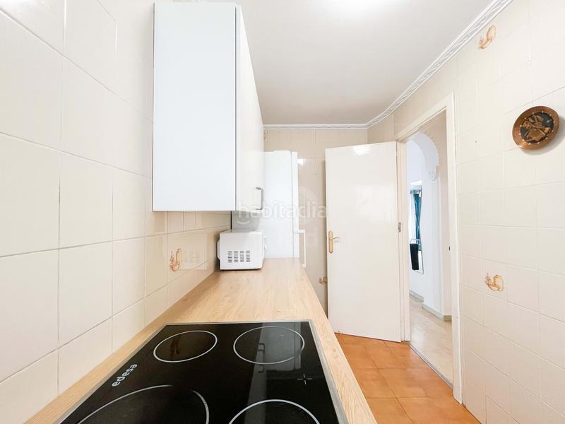 Foto a772efec-0753-4ea7-a839-c93ea8afffb0. Piso en calle palangreros 29 29 en Puerto Deportivo Fuengirola