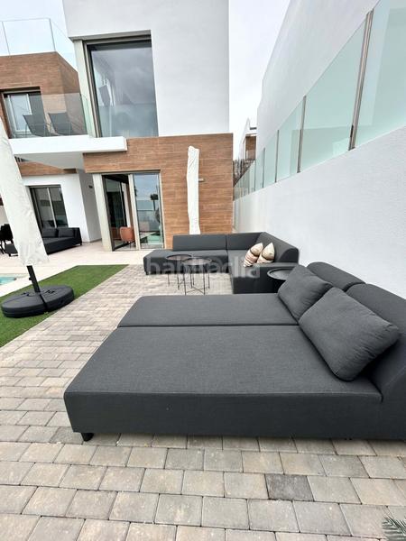 Foto 45fdb80f-f66f-42a5-81a2-5fab02885417. House with pool in Los Almendros Orihuela