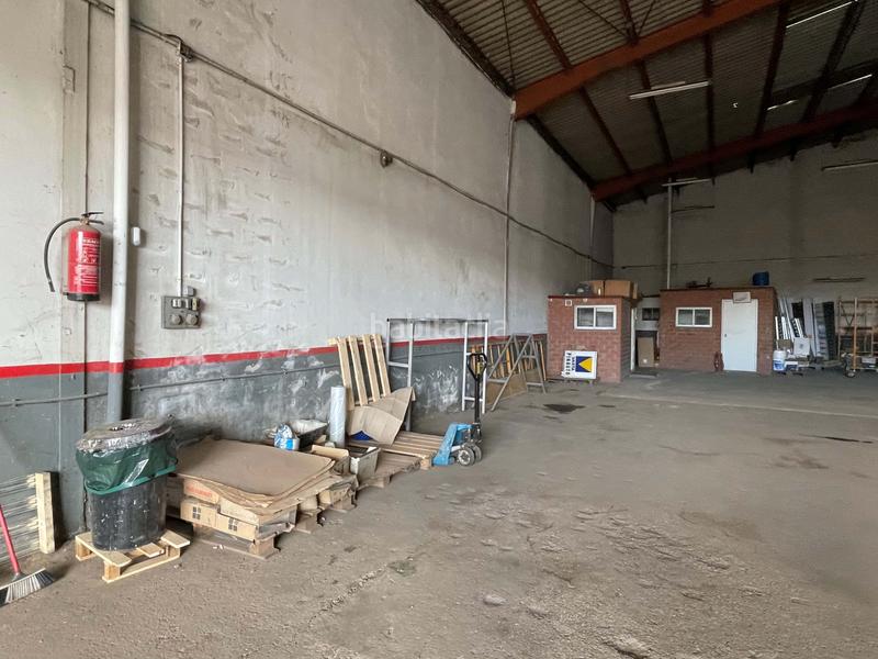 Foto 13c9ce93-0845-4a68-ab42-65cf066bef2e. Local commercial dans carretera villaroañe 16 16 dans León