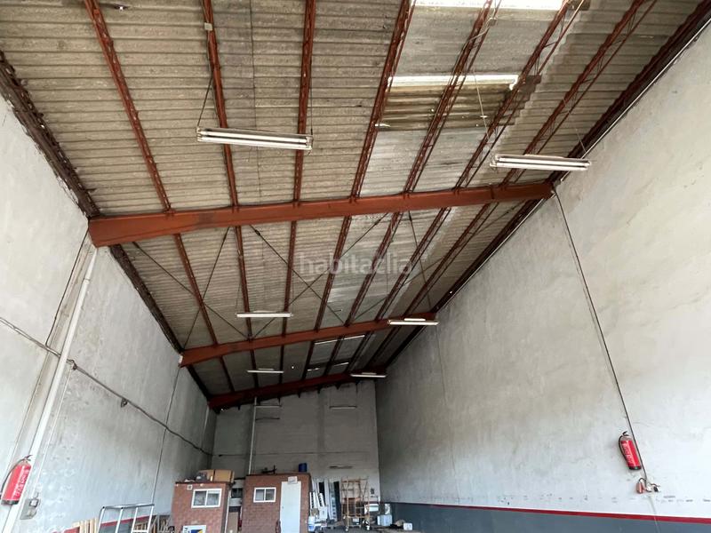 Foto 5d332143-a1c2-4e43-8f9e-d70ff0fc94b5. Local commercial dans carretera villaroañe 16 16 dans León